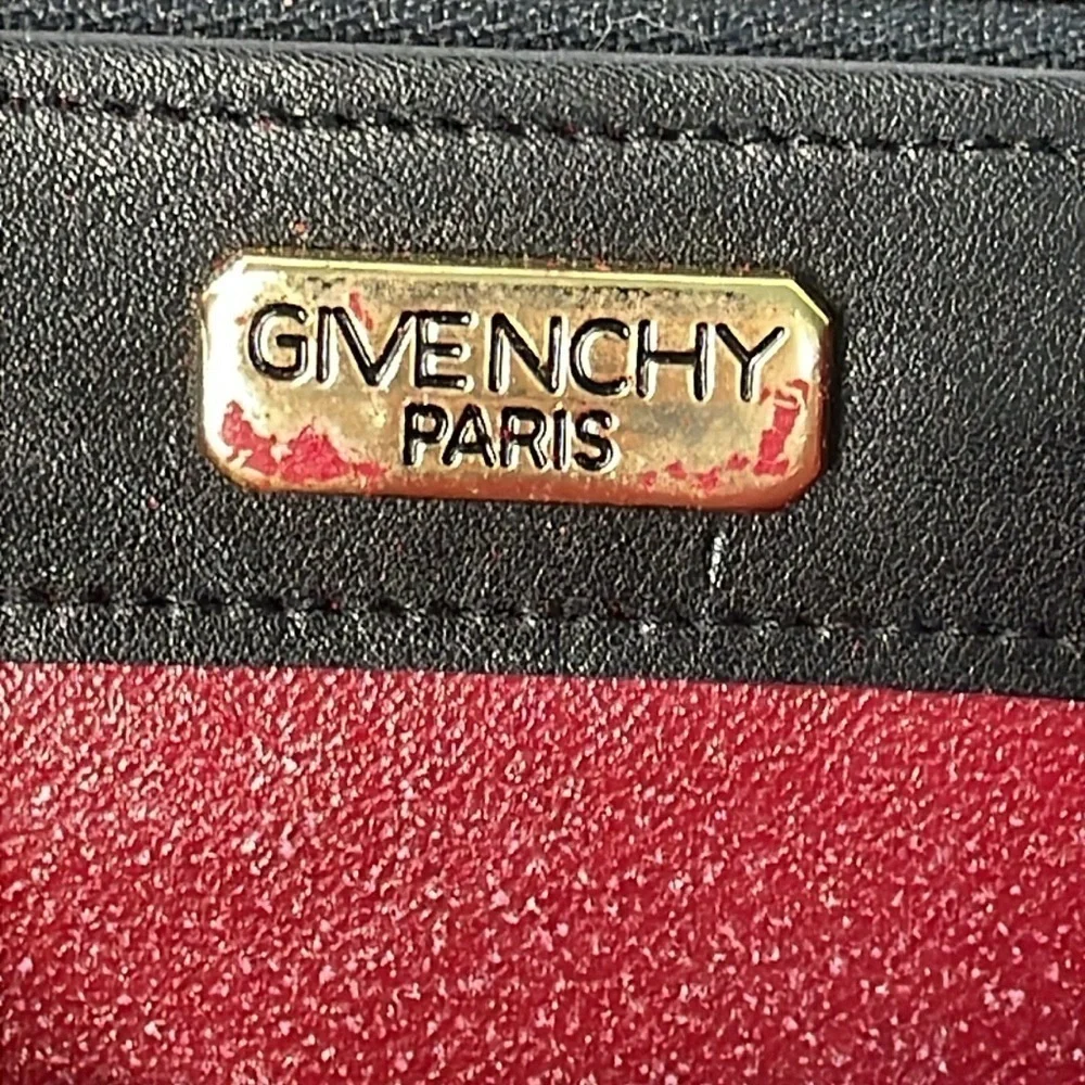 Givenchy Black Quilted Leather Flat Clutch Flap Bag on Chain Small Night Out